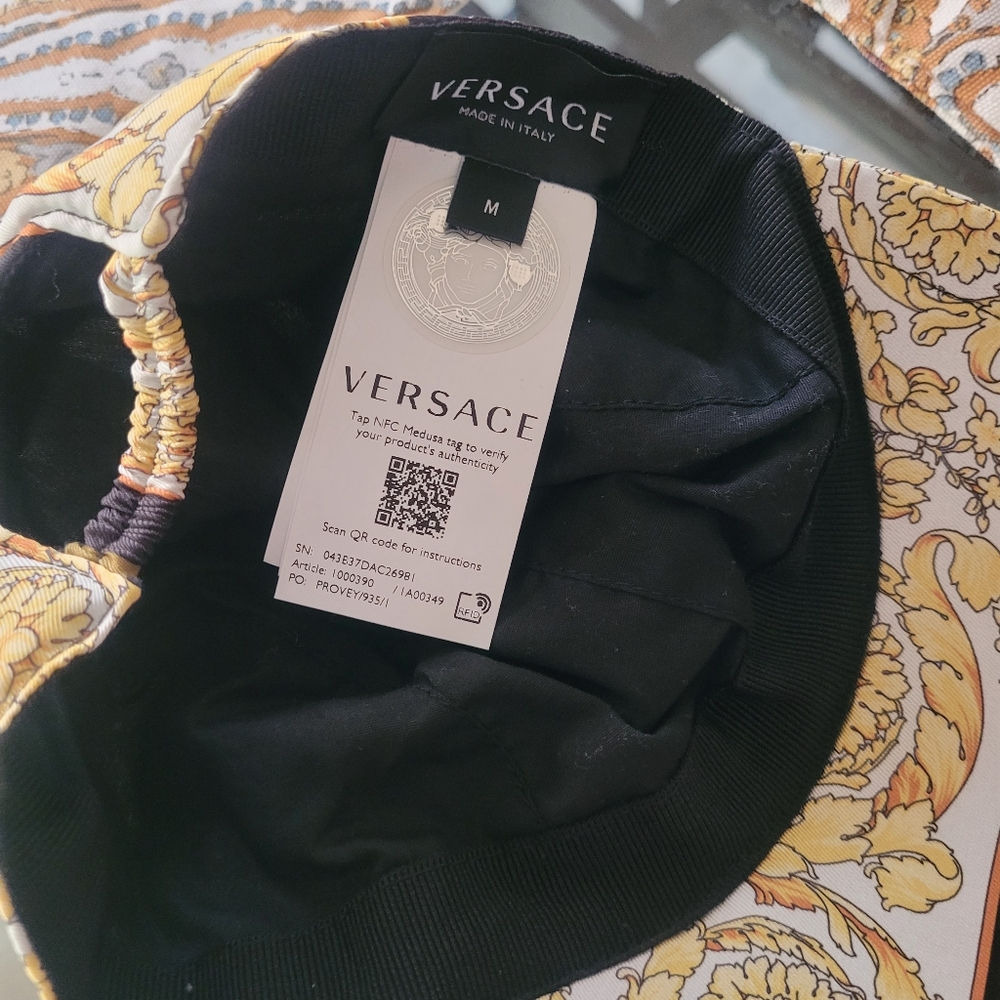 Authentic Versace  Cap toddler - Picture 2 of 2